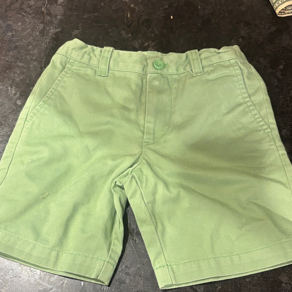 Light Green boys size 6 Crew Cuts shorts with pockets and belt loops